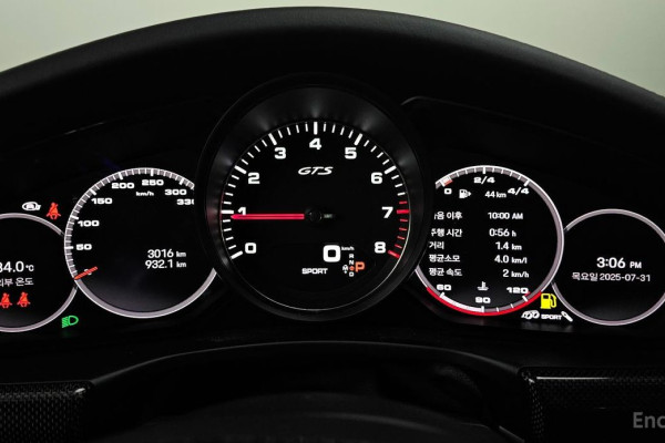 2022 Porsche Panamera с пробегом 3 016 км