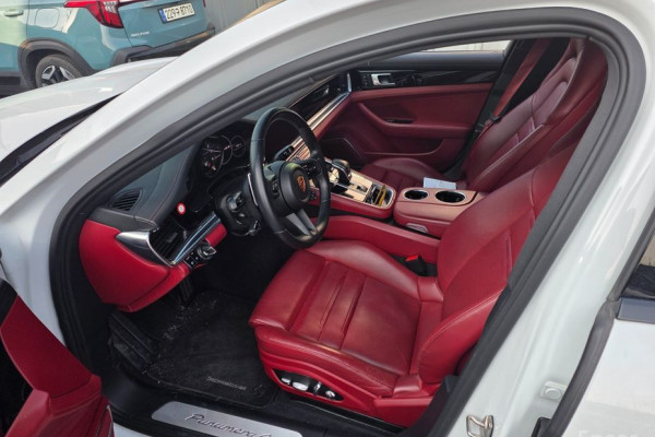 2021 Porsche Panamera с пробегом 69 322 км