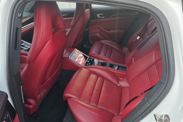 2021 Porsche Panamera с пробегом 69 322 км