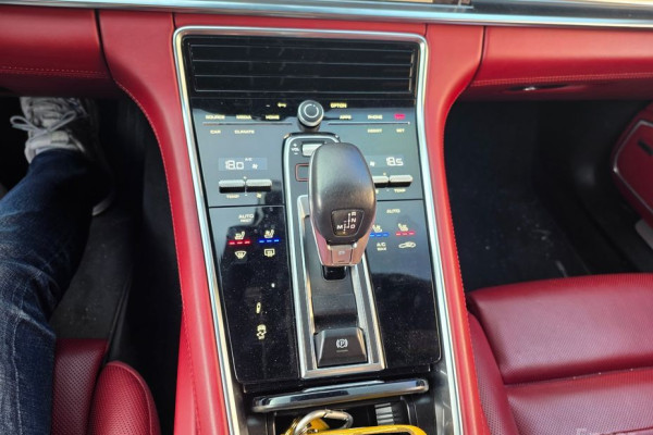 2021 Porsche Panamera с пробегом 69 322 км