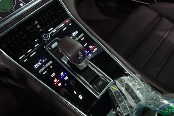 2022 Porsche Panamera с пробегом 22 430 км