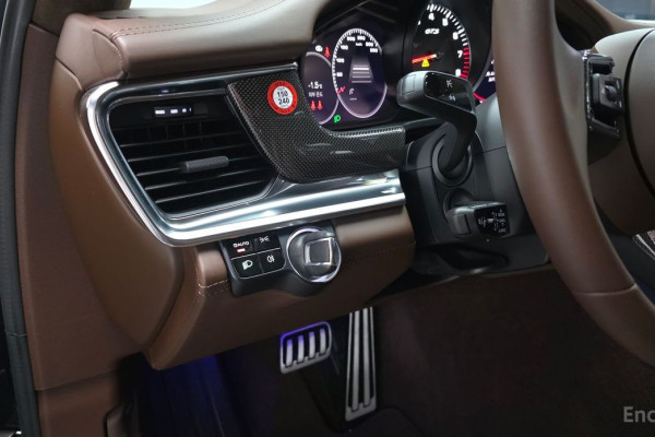 2021 Porsche Panamera с пробегом 17 585 км