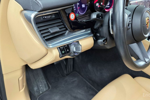 2021 Porsche Panamera с пробегом 60 636 км