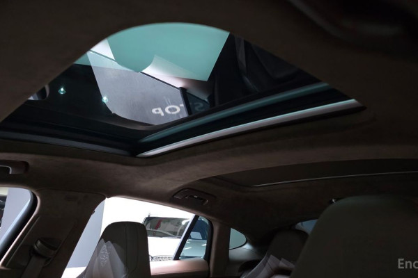 2021 Porsche Panamera с пробегом 17 585 км