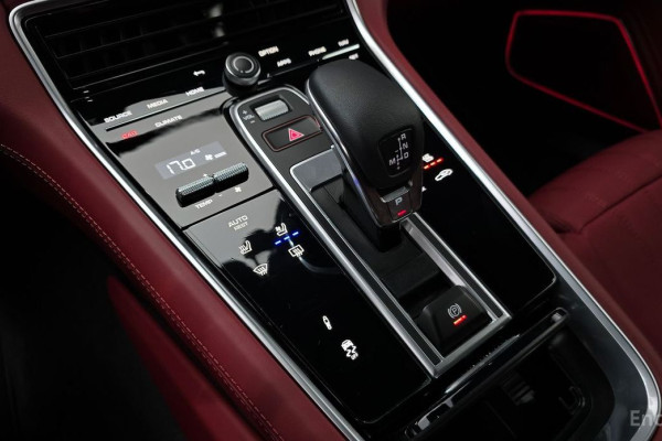 2023 Porsche Panamera с пробегом 13 248 км