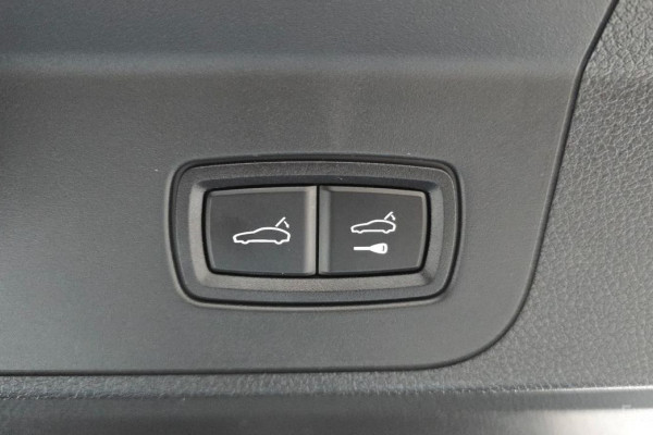 2023 Porsche Panamera с пробегом 13 248 км