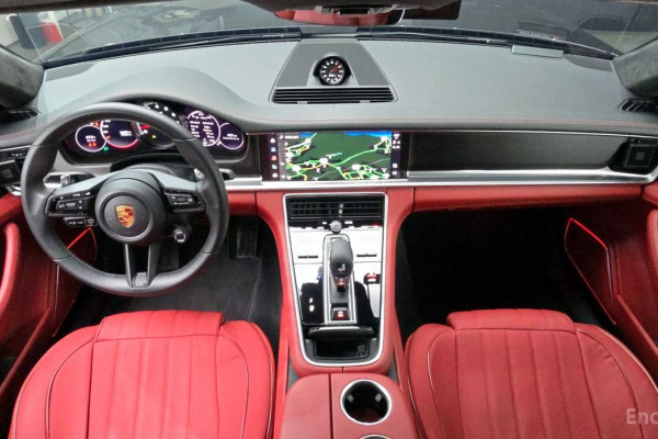 2023 Porsche Panamera с пробегом 13 248 км