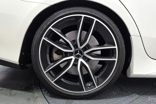 2022 Mercedes-Benz CLS с пробегом 30 050 км