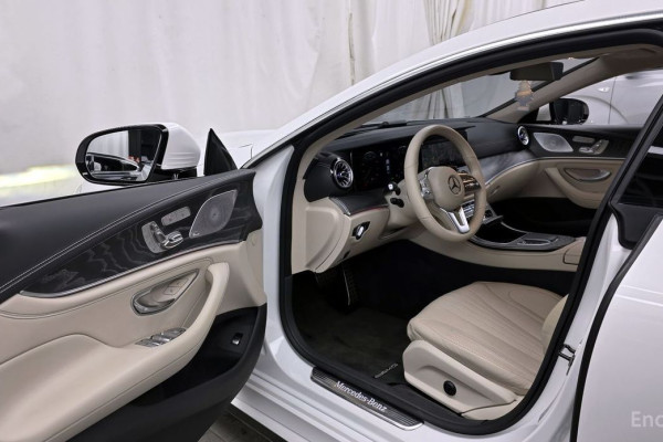 2021 Mercedes-Benz CLS с пробегом 60 001 км
