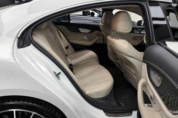 2021 Mercedes-Benz CLS с пробегом 60 001 км