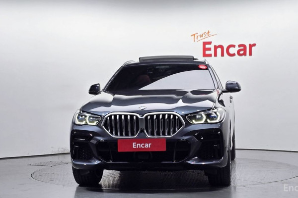 2022 BMW X6 с пробегом 35 886 км