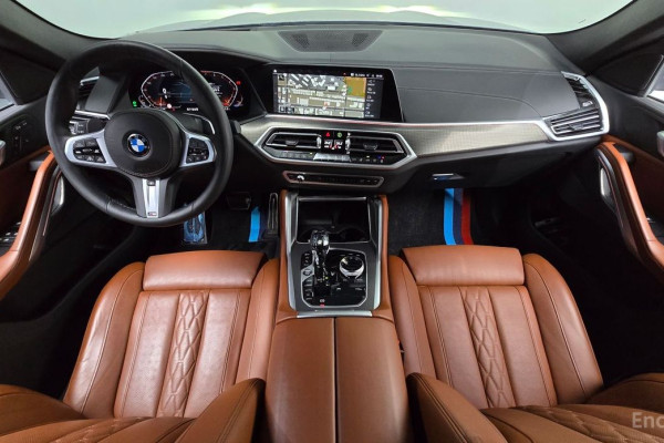 2022 BMW X6 с пробегом 35 886 км