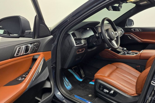 2022 BMW X6 с пробегом 35 886 км