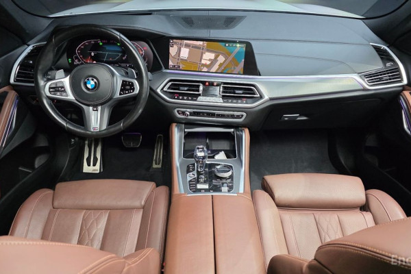 2022 BMW X6 с пробегом 60 212 км