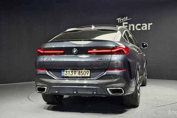 2022 BMW X6 с пробегом 26 829 км