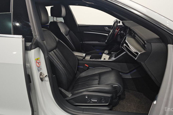 2020 Audi A7 с пробегом 63 183 км