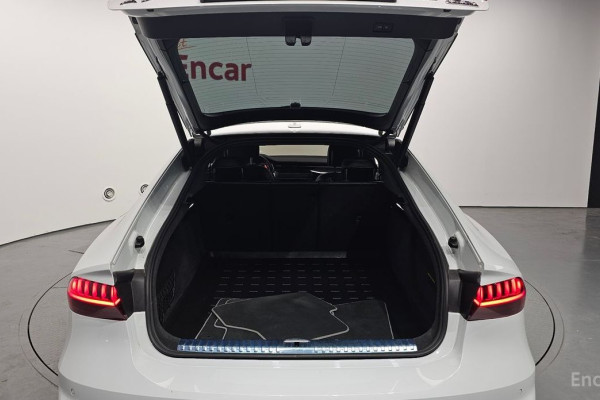 2020 Audi A7 с пробегом 63 183 км