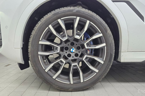 2025 BMW X6 с пробегом 5 578 км