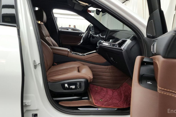 2025 BMW X6 с пробегом 11 069 км