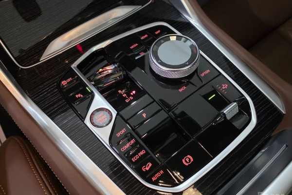 2025 BMW X6 с пробегом 6 967 км