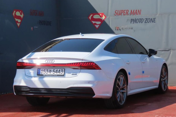 2022 Audi A7 с пробегом 43 476 км