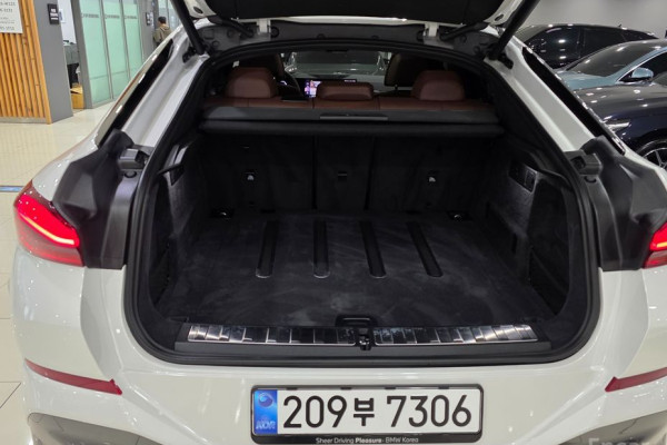 2025 BMW X6 с пробегом 6 967 км