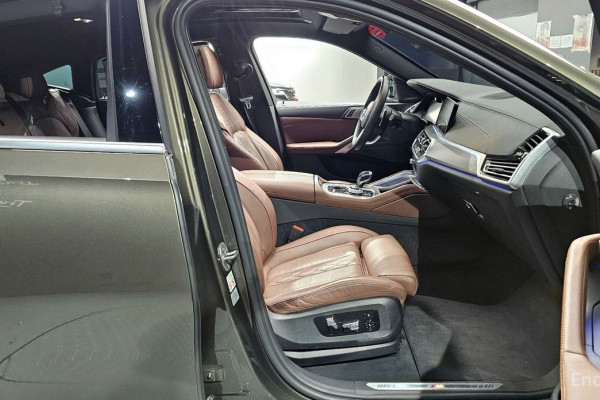 2022 BMW X6 с пробегом 19 481 км
