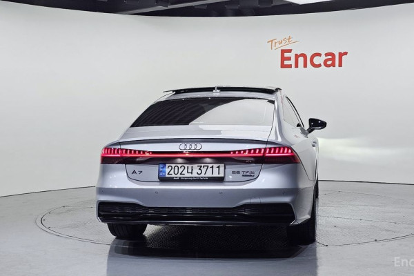 2022 Audi A7 с пробегом 45 367 км