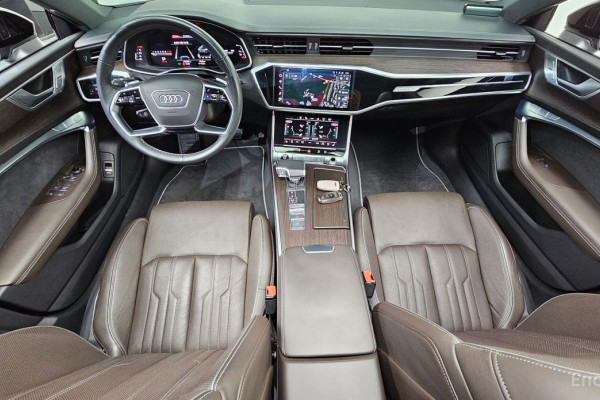 2022 Audi A7 с пробегом 45 367 км