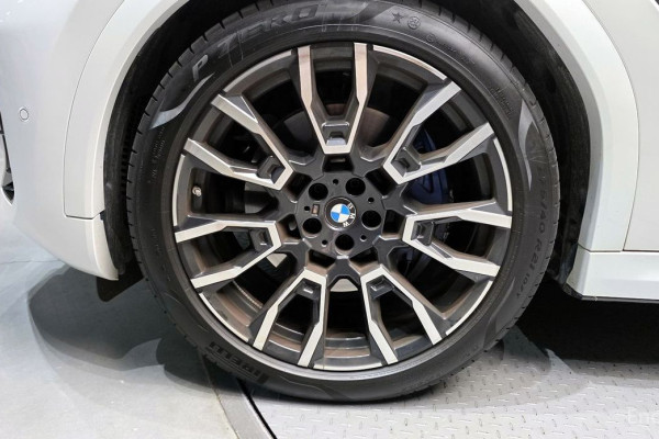 2025 BMW X6 с пробегом 8 578 км