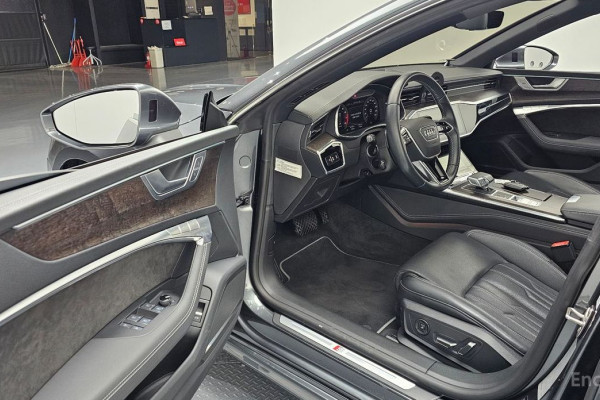 2021 Audi A7 с пробегом 37 147 км