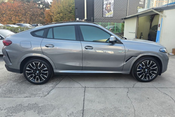 2025 BMW X6 с пробегом 5 000 км