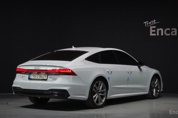 2022 Audi A7 с пробегом 93 908 км
