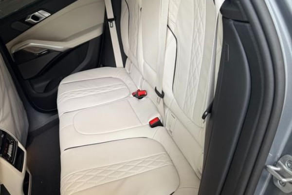 2025 BMW X6 с пробегом 5 000 км