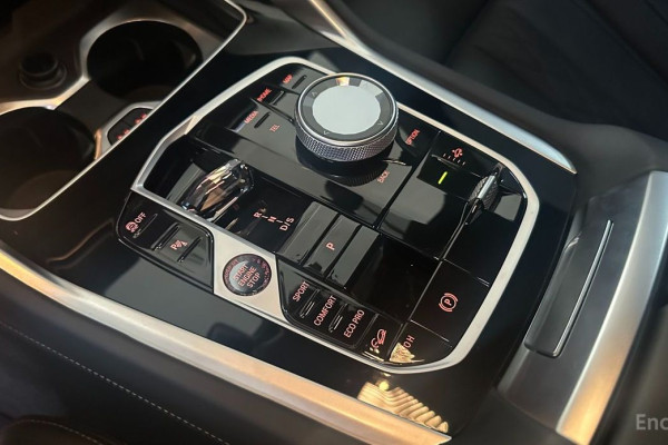 2025 BMW X6 с пробегом 4 117 км