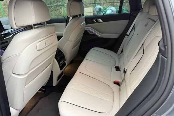 2025 BMW X6 с пробегом 5 000 км