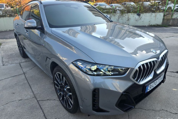2025 BMW X6 с пробегом 5 000 км