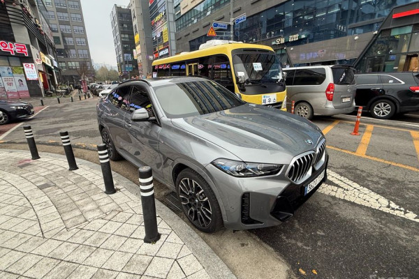 2025 BMW X6 с пробегом 5 000 км