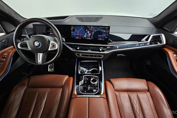 2024 BMW X7 с пробегом 4 421 км