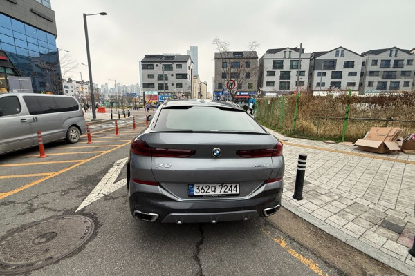 2025 BMW X6 с пробегом 5 000 км