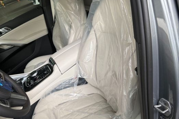 2025 BMW X6 с пробегом 5 000 км