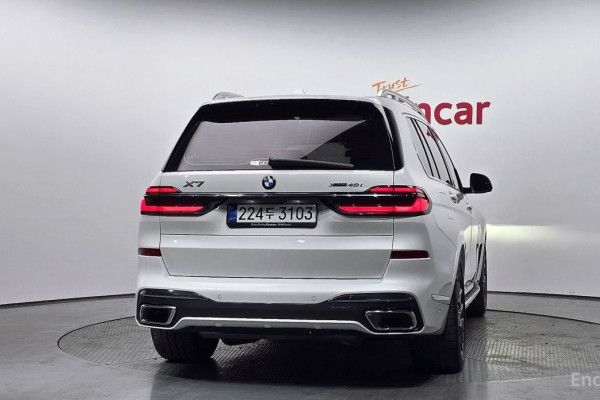 2025 BMW X7 с пробегом 14 636 км