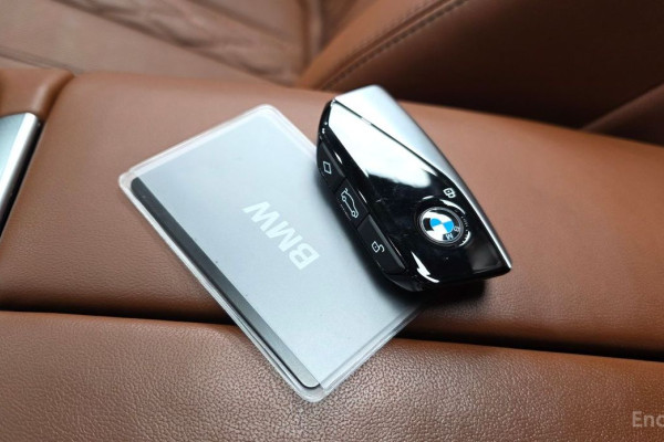 2025 BMW X7 с пробегом 17 588 км