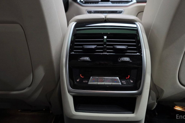 2022 BMW X6 с пробегом 39 049 км