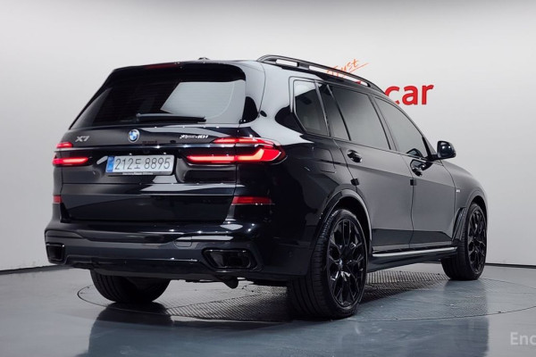 2025 BMW X7 с пробегом 20 087 км