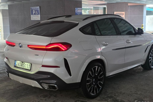 2024 BMW X6 с пробегом 12 000 км