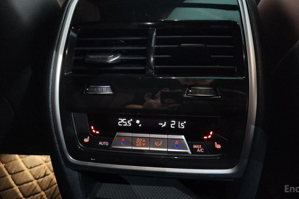 2022 BMW X6 с пробегом 38 645 км