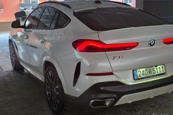 2024 BMW X6 с пробегом 12 000 км