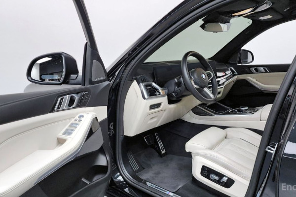 2025 BMW X7 с пробегом 20 087 км