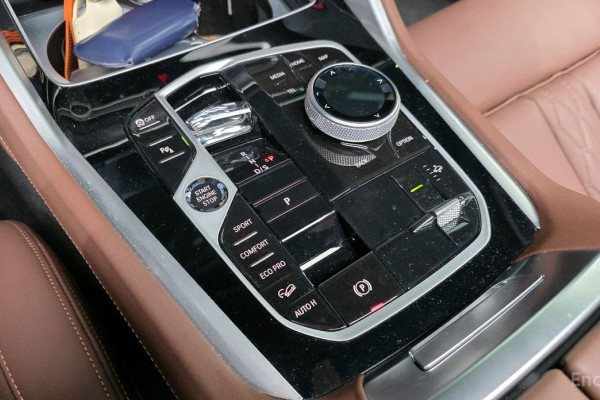 2025 BMW X6 с пробегом 10 557 км